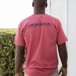 GARMENT GEAR Crimson Shortsleeve Unisex Seaside Tee