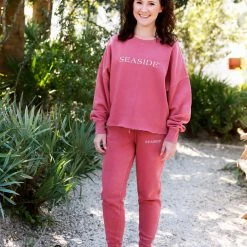 CHARLES RIVE SEASIDE APPAREL Crimson Seaside Cropped Sweatshirt